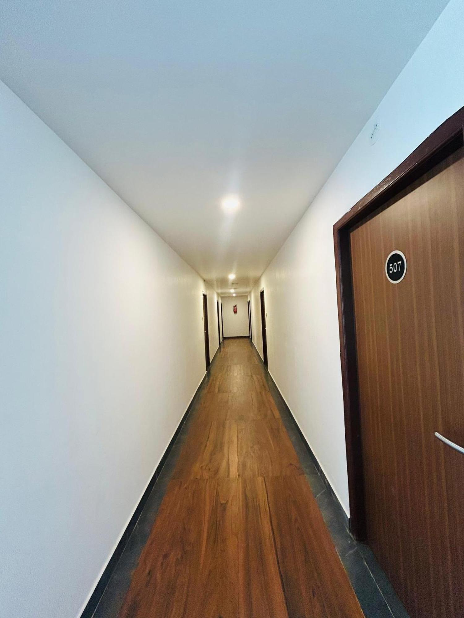 Wild Wings Premium Hotel حيدر أباد المظهر الخارجي الصورة